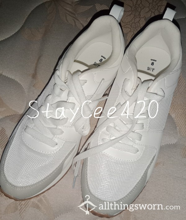 White Sneakers 🤍