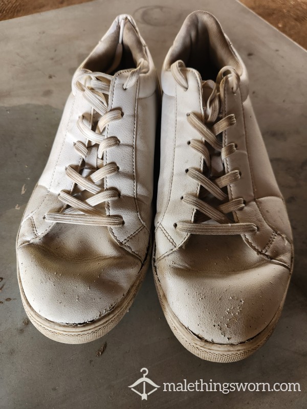 White Sneakers Very Worn Size 10