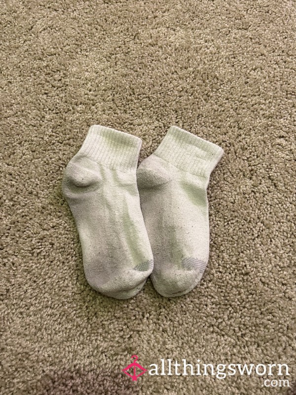 White Socks 24hr Wear