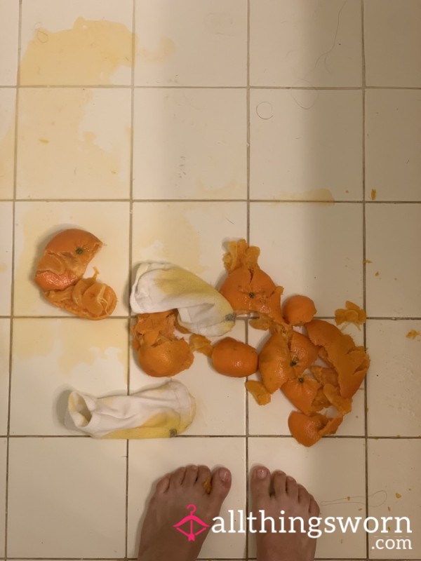 White Socks Crush Fruit