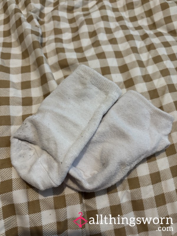 White Socks - Feet Pics