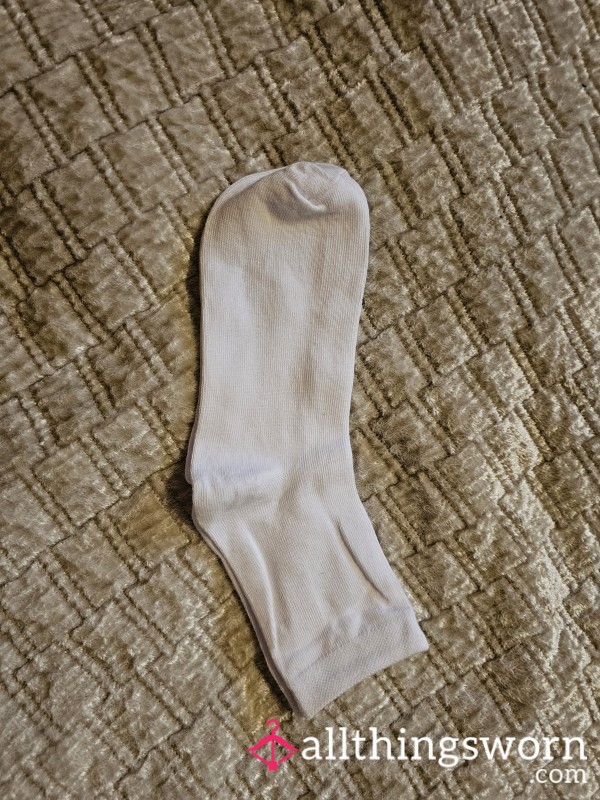 White Socks Size 5 Feet