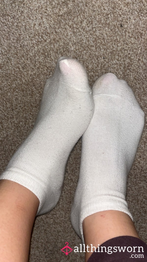 White Sweaty Socks 💦🔥