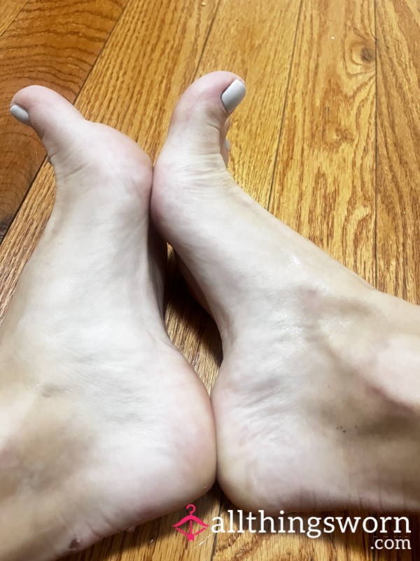 White Toe Pics