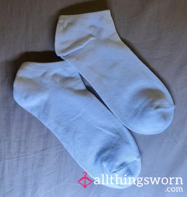 White Trainer Socks 🤍