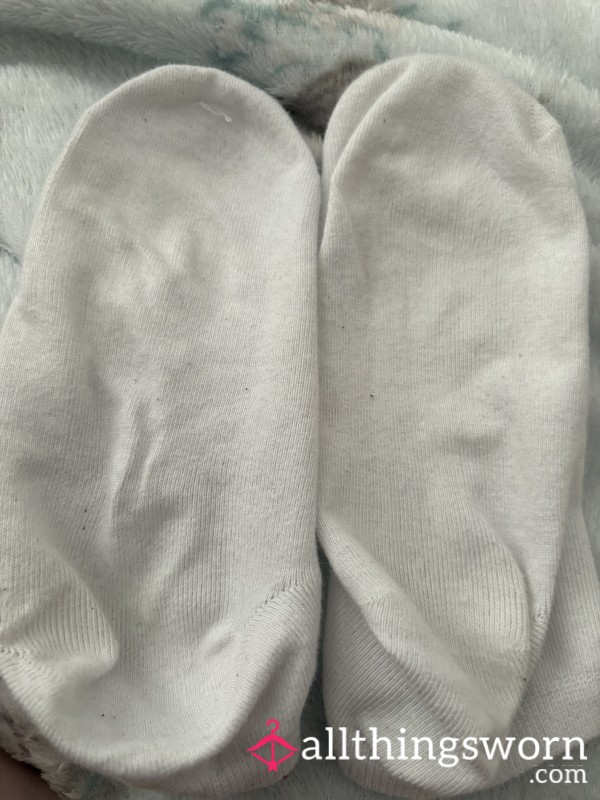 White Trainer Socks- Can Add Extras…
