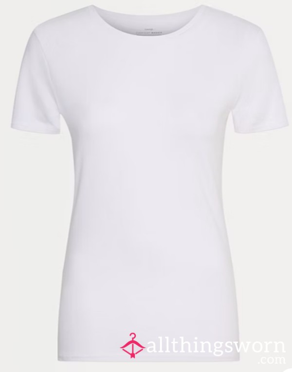 White Tshirt Messy Play