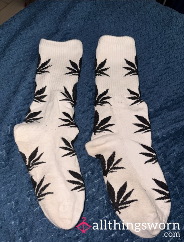 White Weed Print Socks