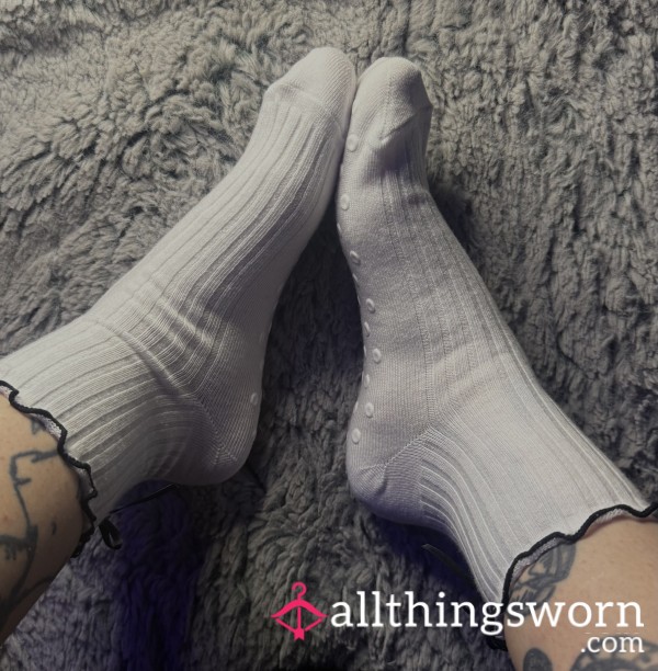 White With Black Frills And Bow Grippy Socks