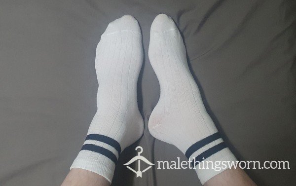 White With Black Stripes Quarter Socks 24hr Wear