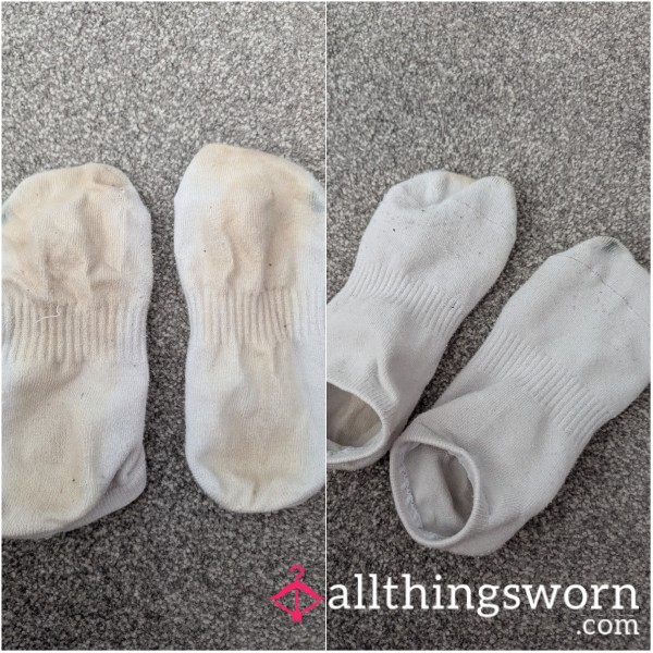 White Worn Smelly Ankle Socks