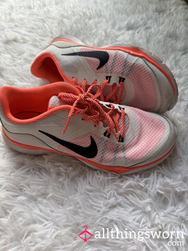 White/Black/Neon Orange Nike Sneakers