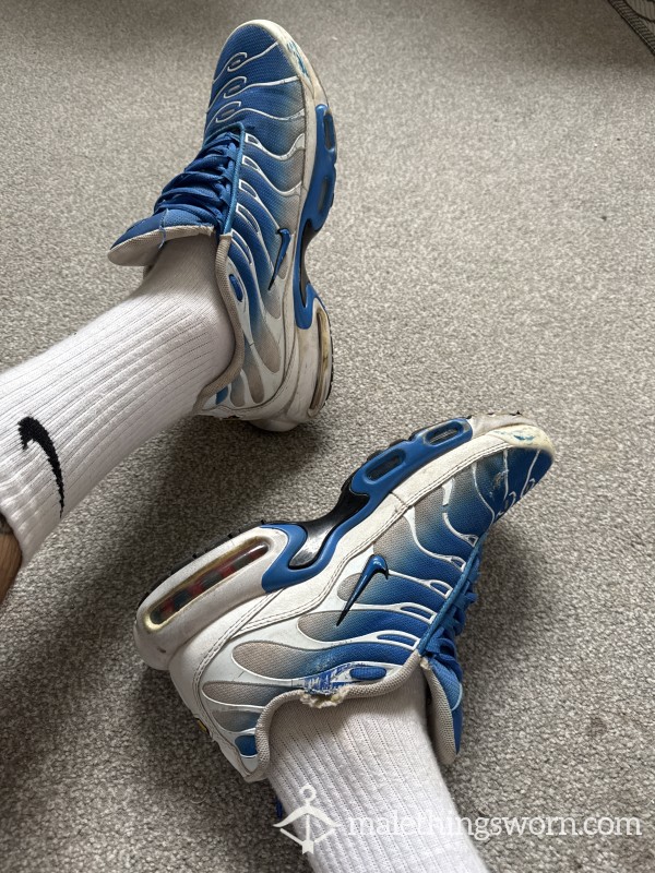SOLD 💦 White&Blue TNs