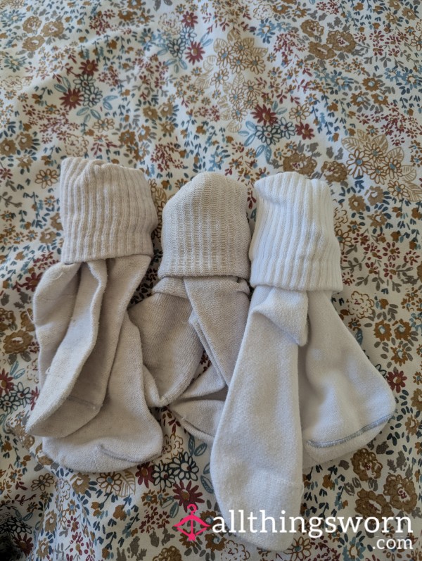 White/cream Sports Socks