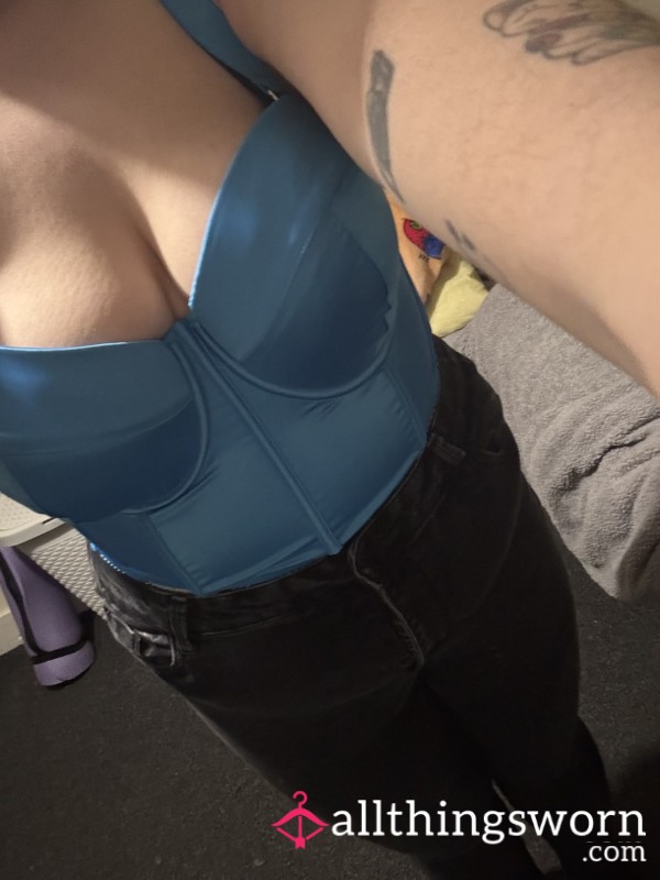 Who Loves Lingerie And S**y Photos