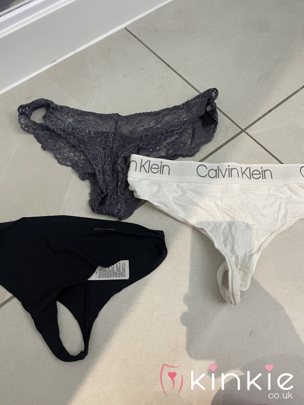 Who Wants Mummys Knickers Extra Juicy