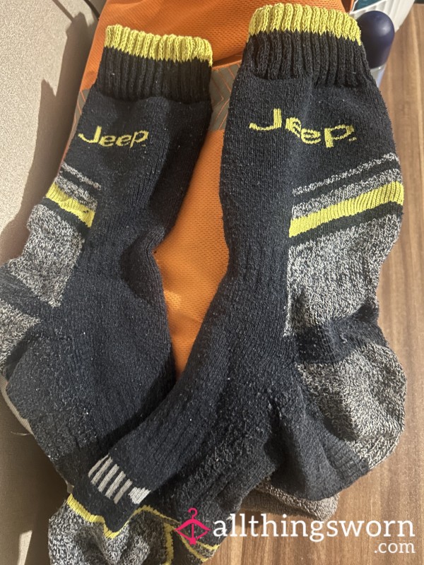 Who Wants My Boyfriend’s Work Socks Worn In Wellies And Work Boots 🥾 For A Whole Working Day On A Building Site 🧦