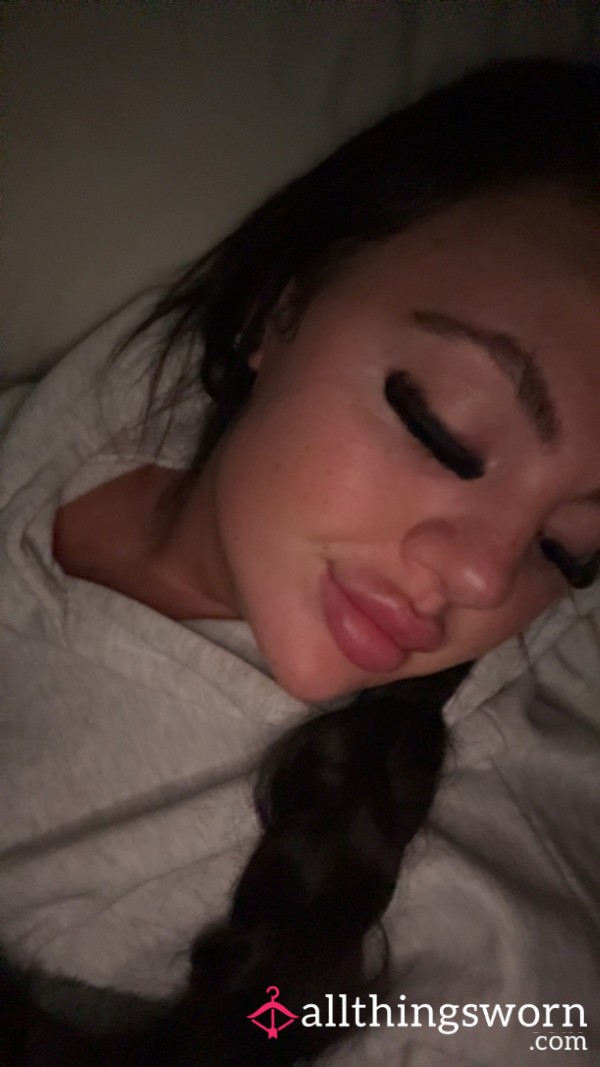 WHO WANTS SOME CUSTOM CONTENT👿👿