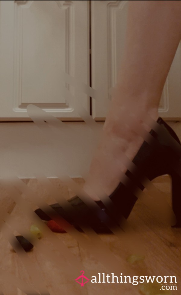 Who Wants To See A Video Of Me Squashing Fruit With My Gorgeous Heels?😋🍓🍇