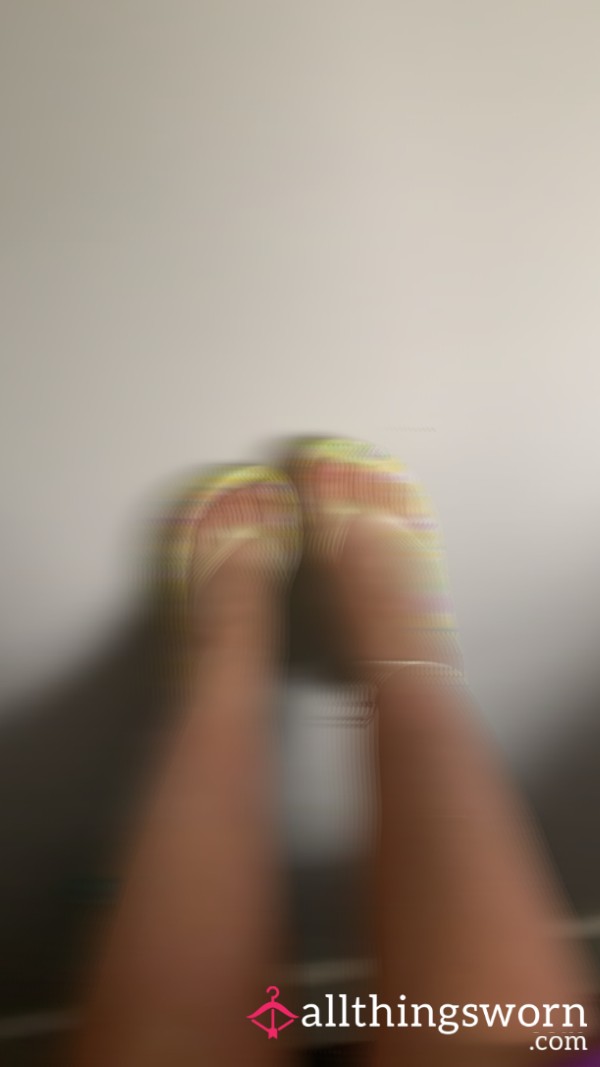 Who Wants To See My Feet?😍