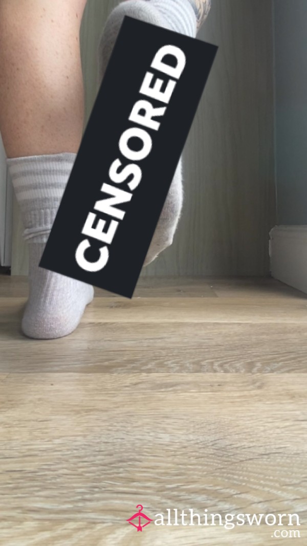 Wiggling Dirty Socks