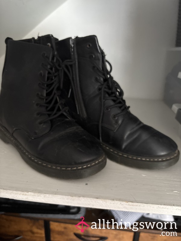 Winter Season Combat Boots 🥾