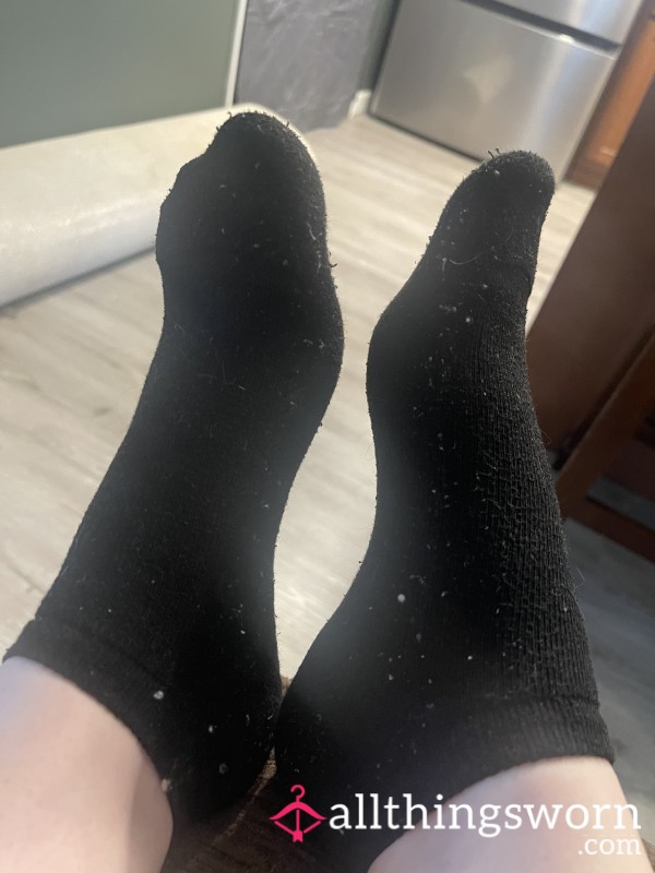 Women’s 2 Day Worn Sweaty Black Hanes Socks