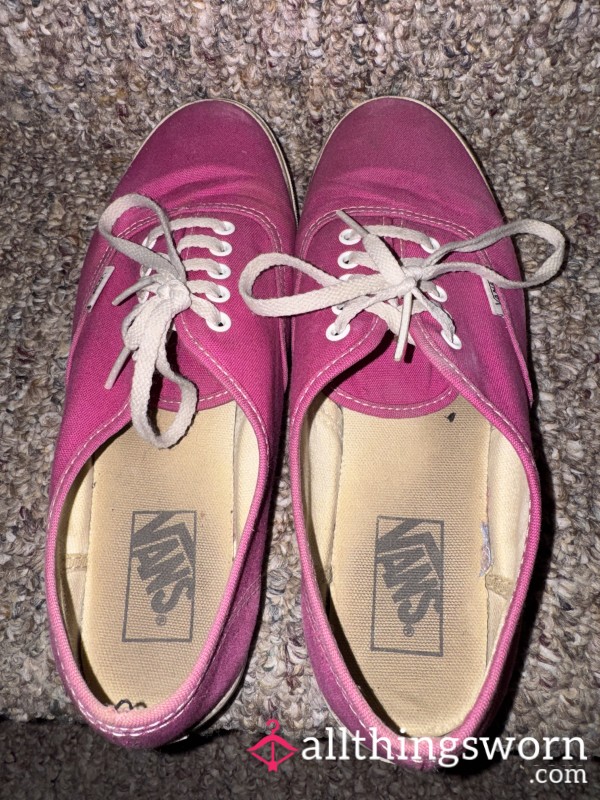 Women’s Vans Size 9