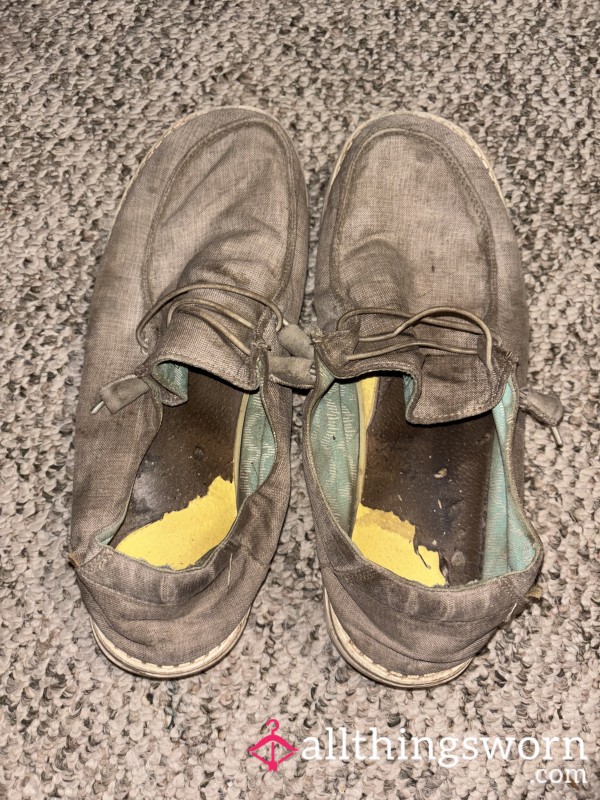 Women’s Size 10 Hey Dudes