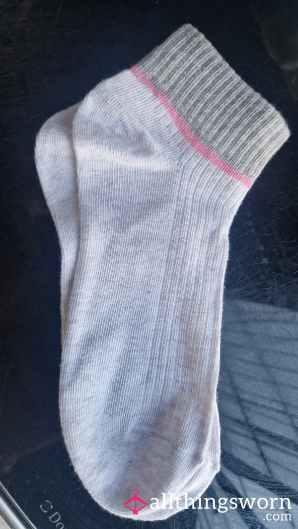 Woodland Wanderer’s 24-Hour Socks