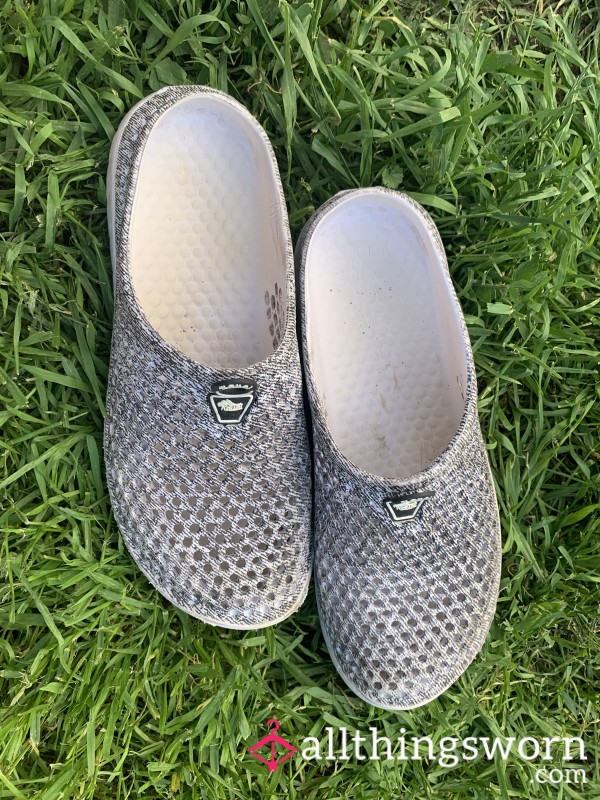 Work Crocs Size 9 (non Branded)
