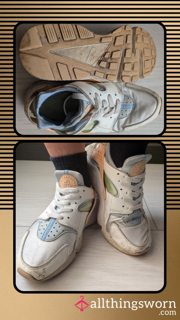 "Work-from-Home" Sneakers 👟⚒️