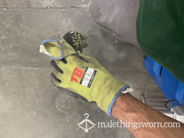 Work Gloves, 60 Days, Intense Smell.