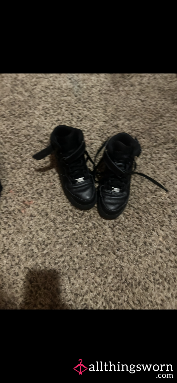 Work Shoes 2+ Years