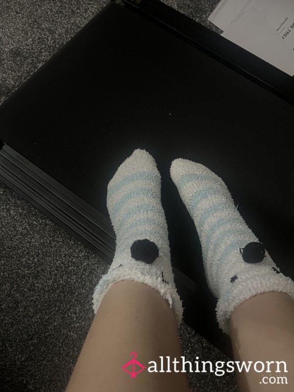 Worm Fluffy Socks
