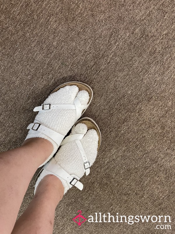 Worn Socks 👣