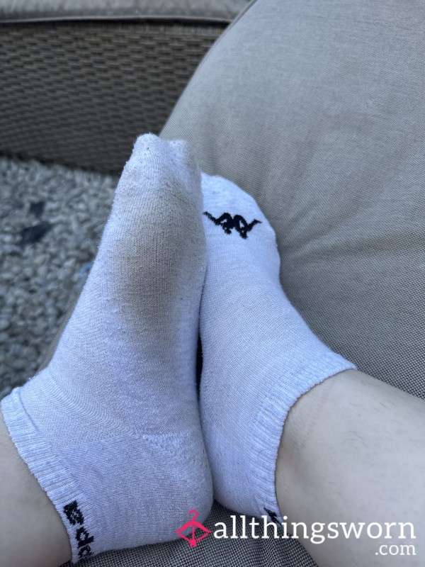 Worm Socks In Trainers During Heatwave