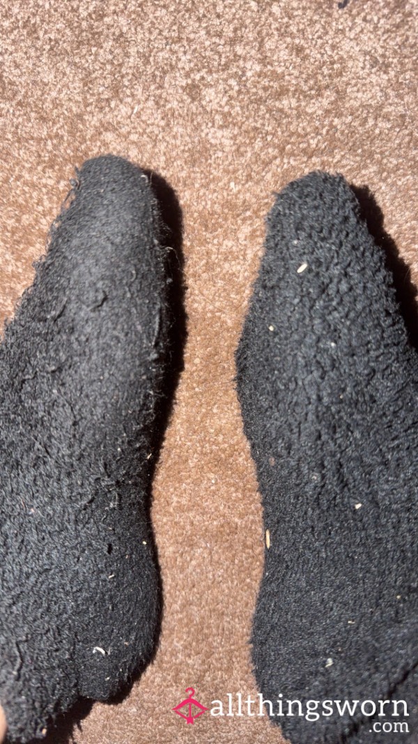 Worn 12 Hours Fluffy Size 4 Socks – Warm, Soft & Intensely Scented Petite Feet Treasures