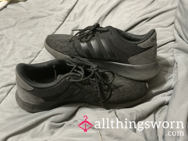 Worn All Black Adidas 🖤