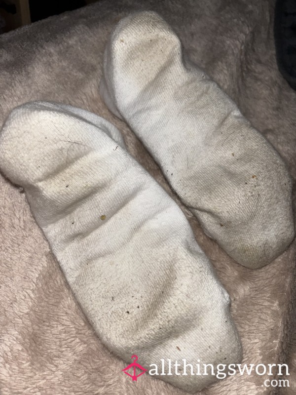 Worn All Day, Size 5 Uk White Ankle Socks