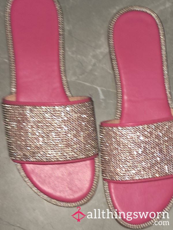 Worn All Summer And Can Be Worn For More Days