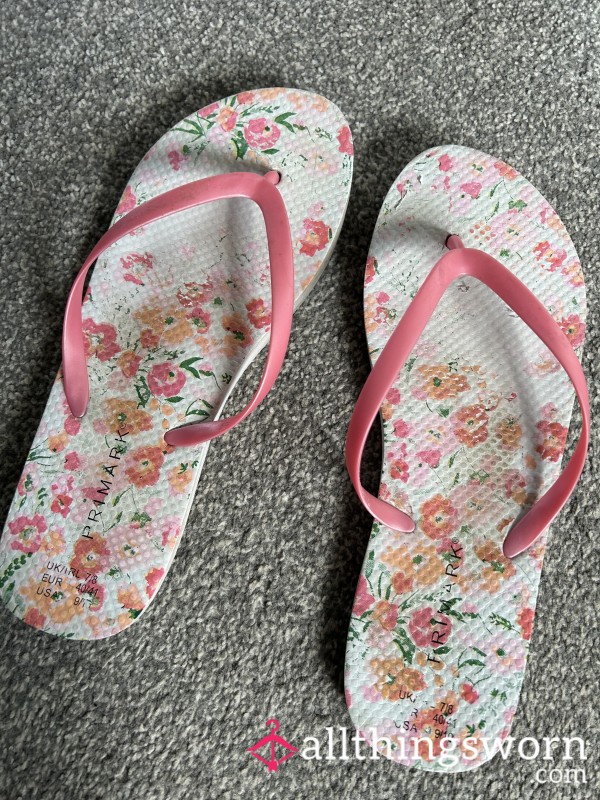 Worn All Summer House Flip Flops