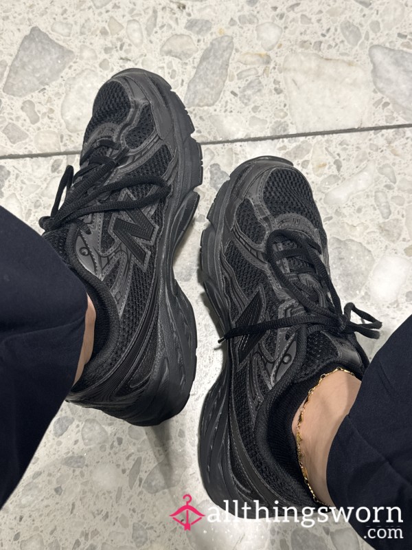 Worn And Loved Work Trainers