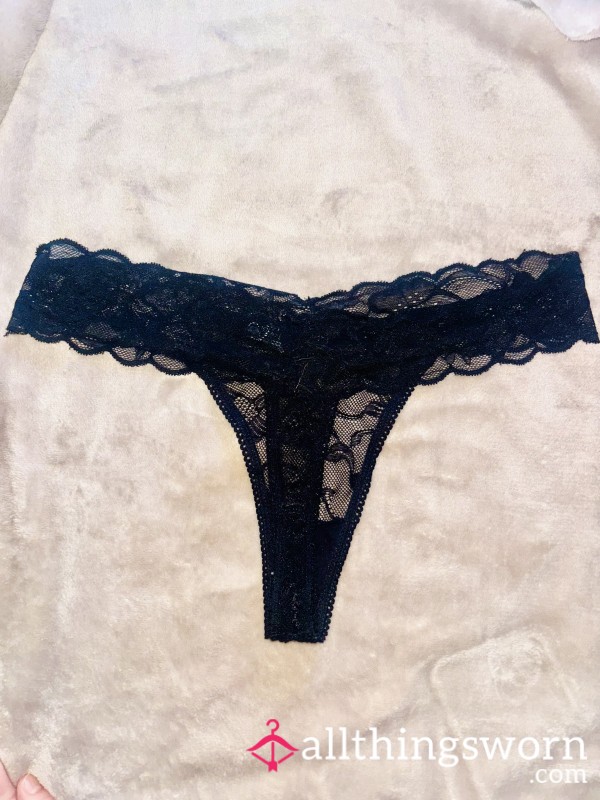 🖤Worn Black Lace Thong🖤