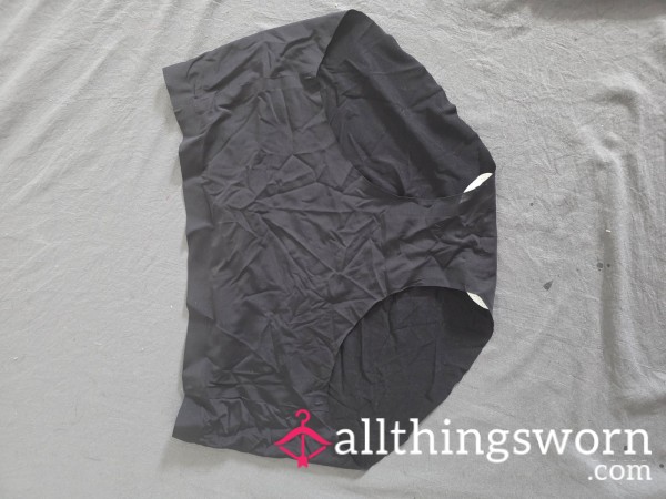 Worn Black Seamless Hipster Briefs