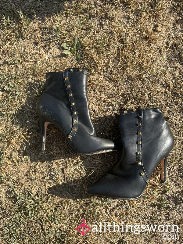 Worn Black Studded Heels – Bold, Sleek & Well-Loved