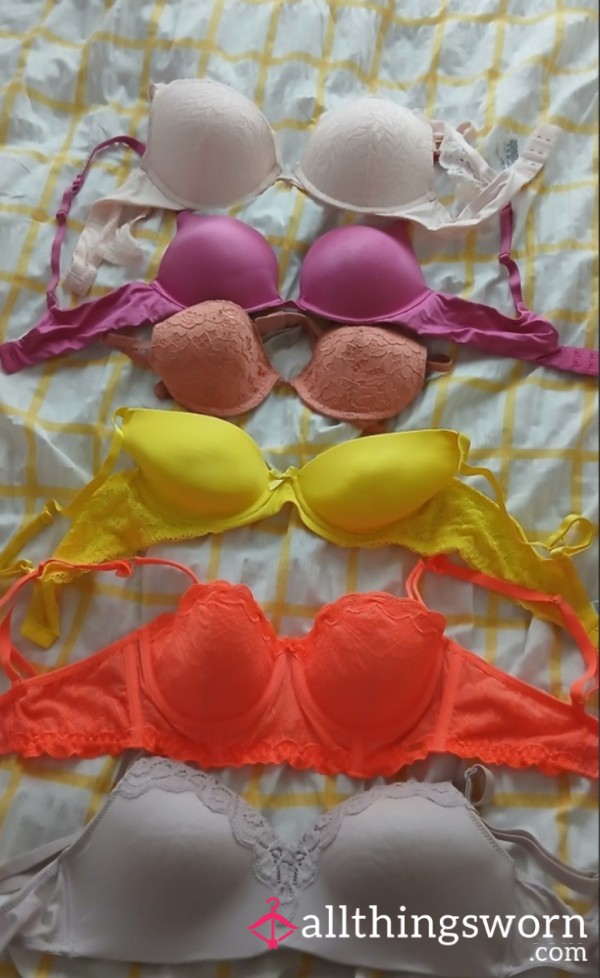 Worn Bras 32/34 B Some Padded