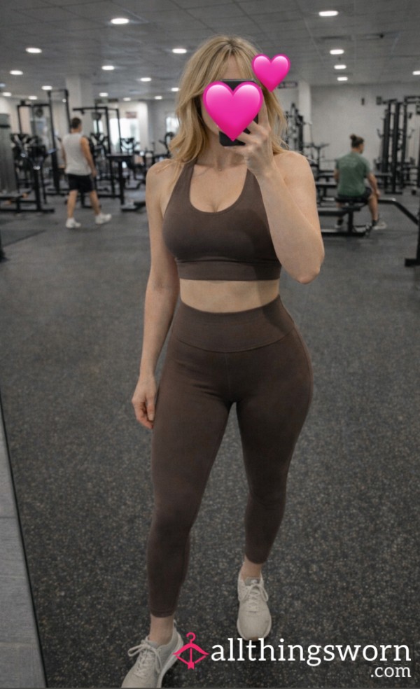Worn Brown Gym Leggings - Medium