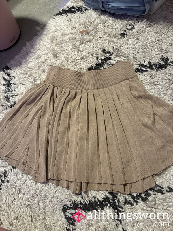 Worn Brown Pleated Skirt
