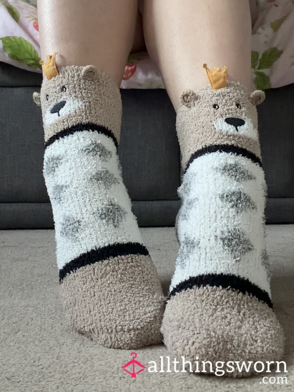Worn Cosy Fuzzy Socks – Soft & Irresistible 🔥